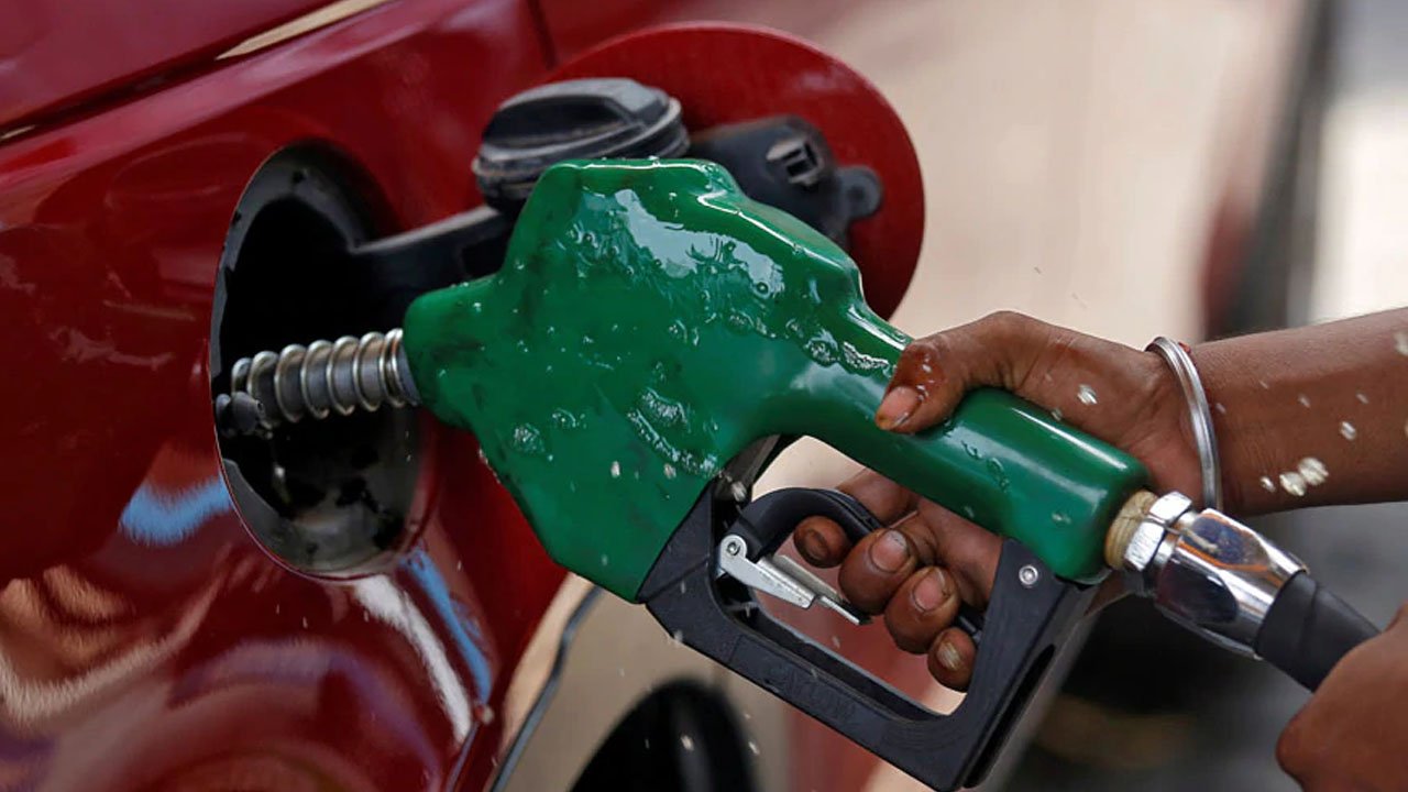 Fuel Price Hike: IPMAN Spokesman faults Deregulation as Nigerians lament